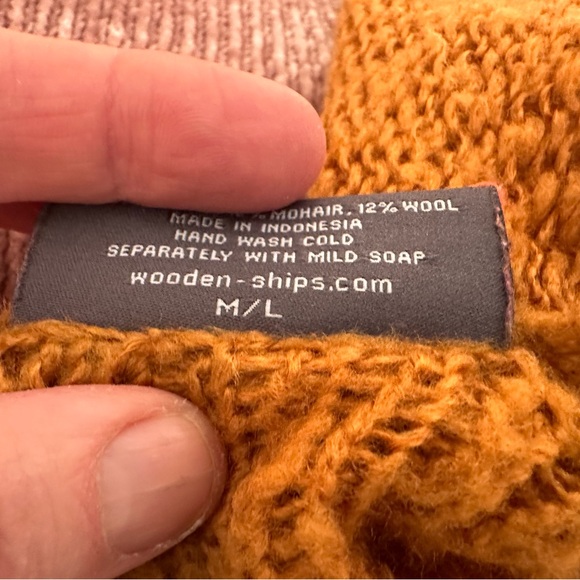 Wooden Ships Mohair & Wool Goldenrod Cardigan Sweater with Buttons Size M - Picture 7 of 7